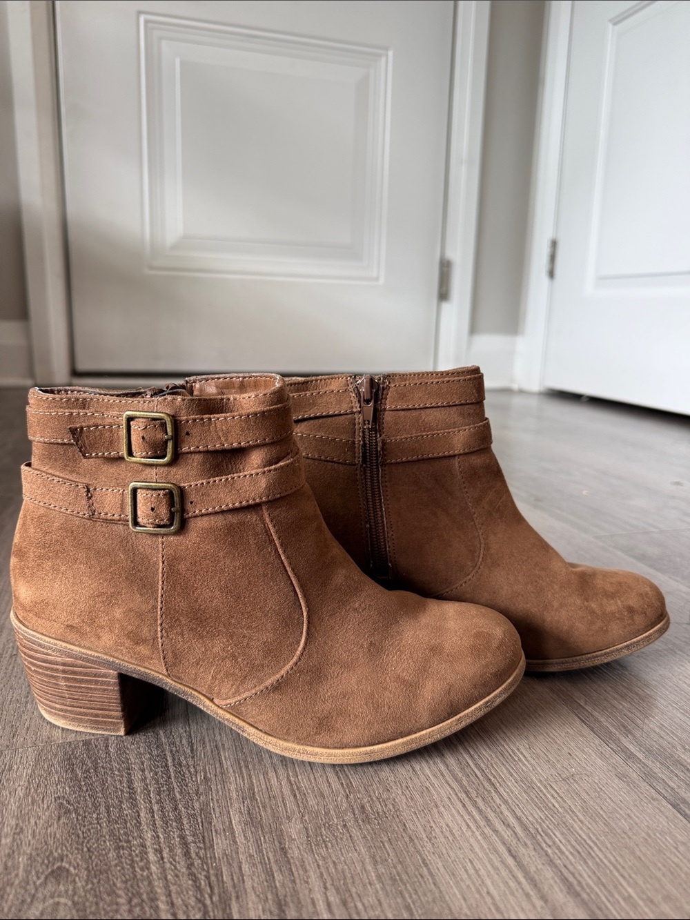 American Eagle Outfitters Brown Suede Ankle Booties with Buckle Straps